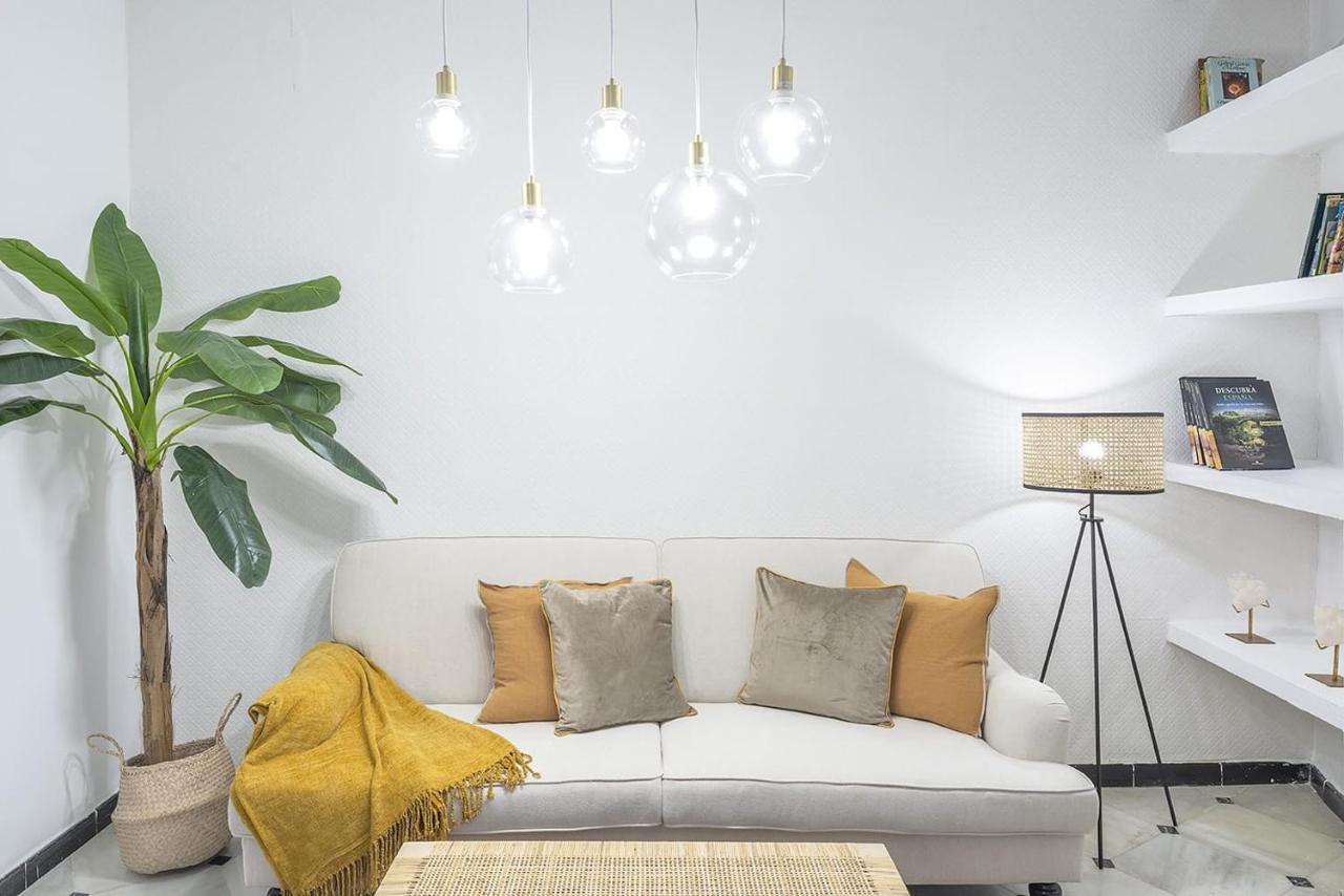 Moderno Apartamento Cerca A Plaza Espana Sevilla Exterior foto
